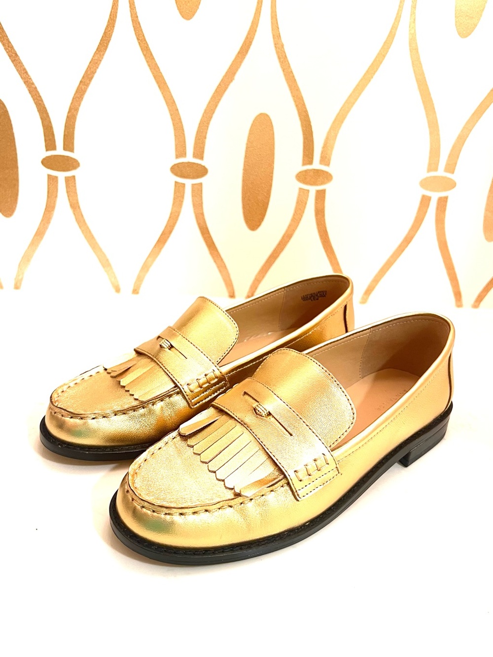 Ann Taylor Gold Metallic Leather Fringe Preppy Classic Penny Loafers - Picture 2 of 11